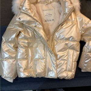 Abercrombie & Fitch Shiny Cream Puffer Jacket